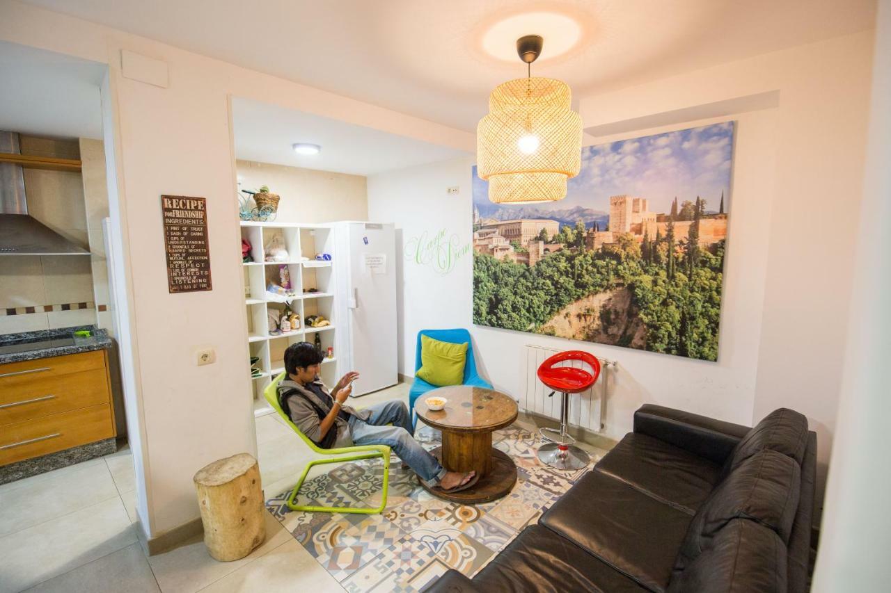 Oh! My Hostel Granada Luaran gambar